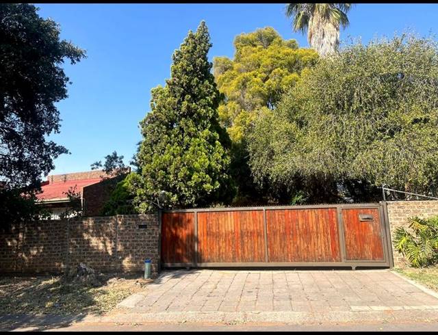 4 BEDROOM PROPERTY TO RENT IN FREEWAY PARK